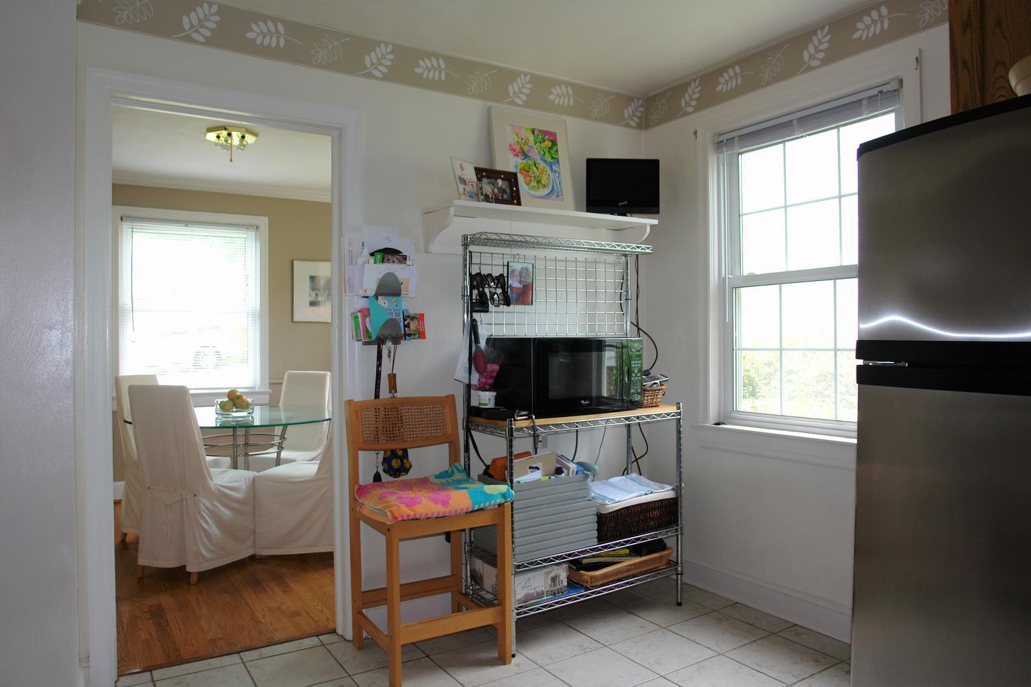 2341 Idavere Road Southwest Roanoke, VA 24015 - Photo 10 of 31 2341 Idavere Road SW Roanoke-large-012-1