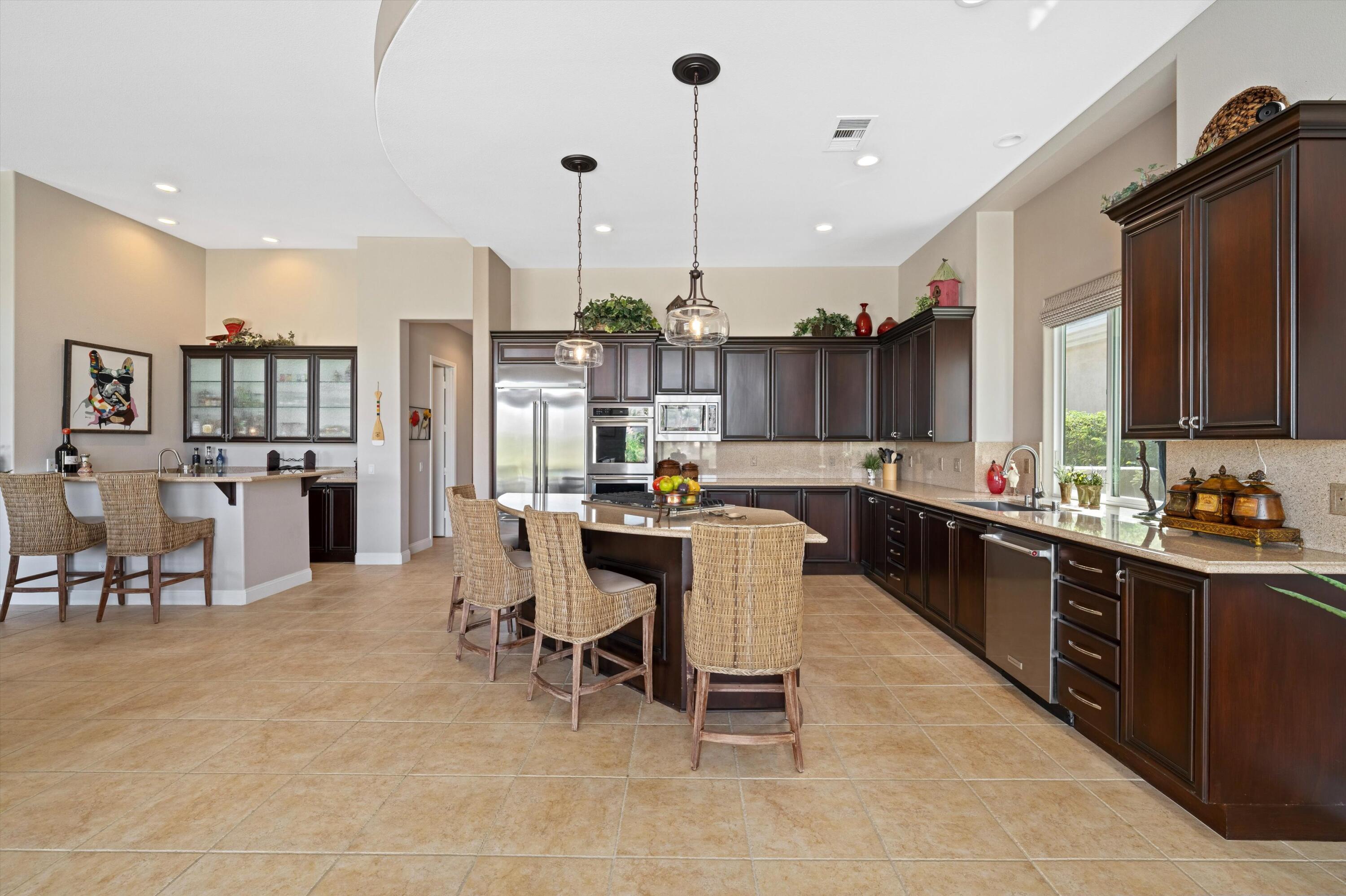 103 Vía Bella Rancho Mirage, CA 92270 - Photo 14 of 47 27-67079148