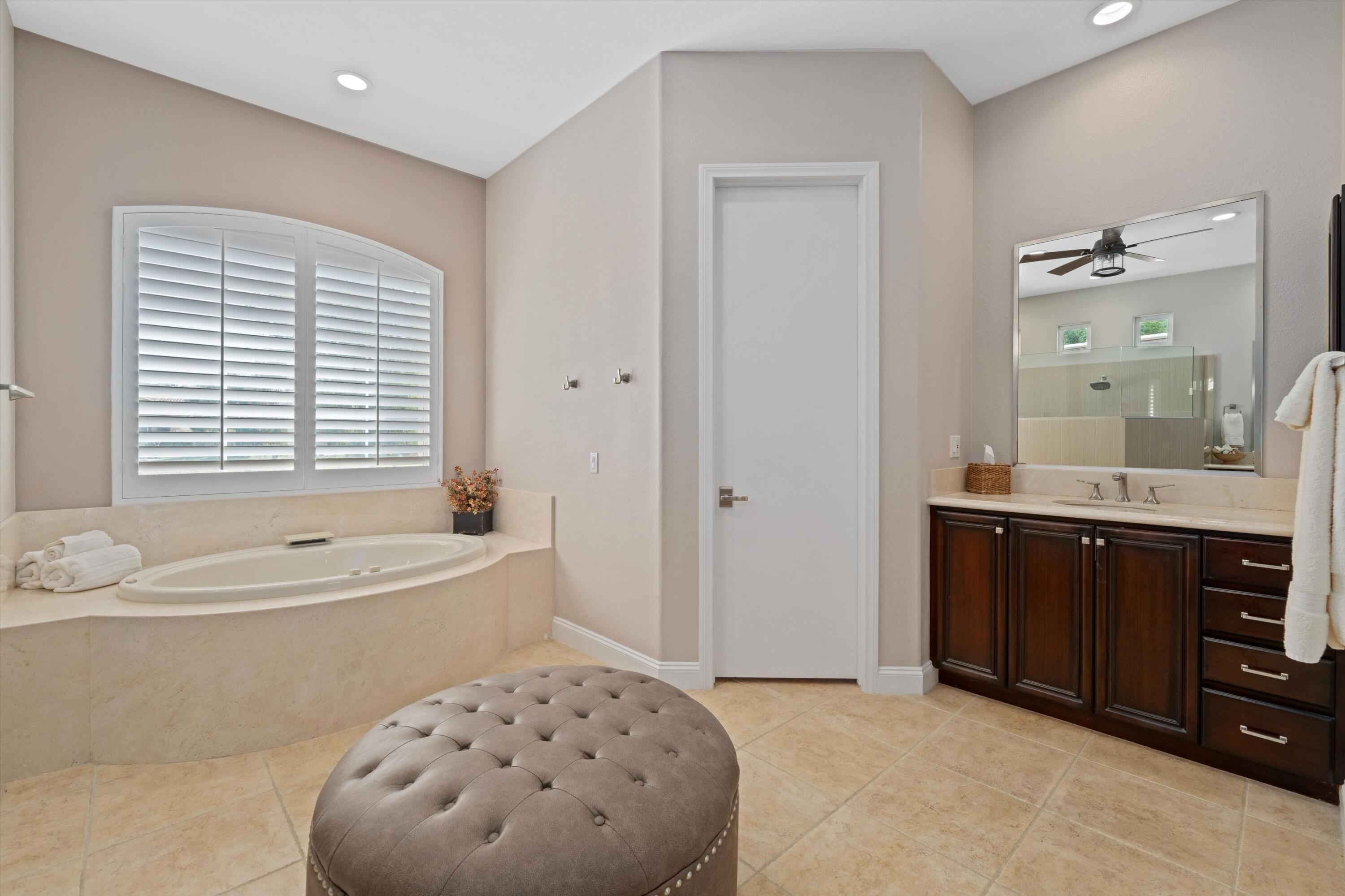 103 Vía Bella Rancho Mirage, CA 92270 - Photo 25 of 47 37-67079385