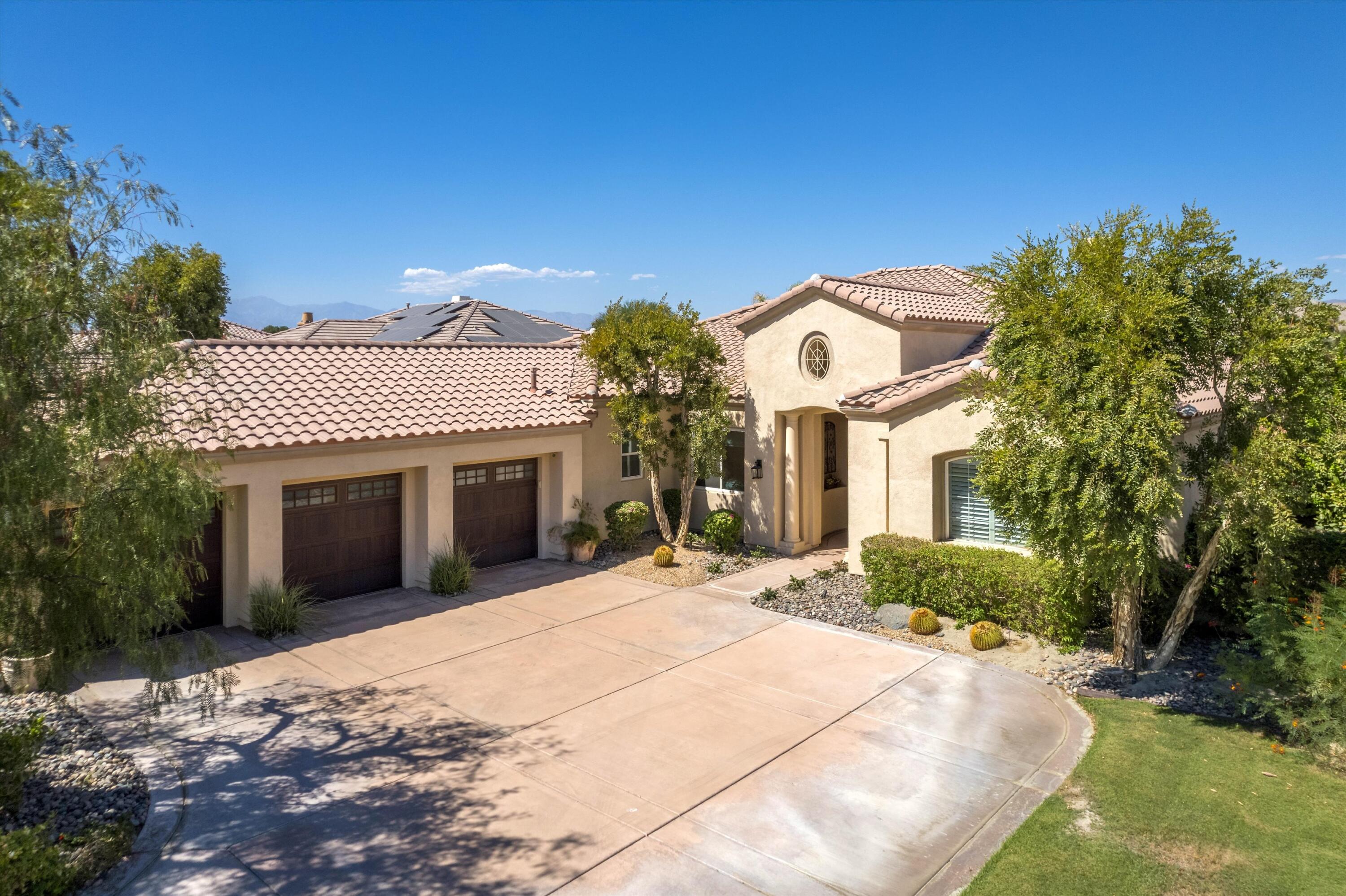 103 Vía Bella Rancho Mirage, CA 92270 - Photo 3 of 47 03-67078993
