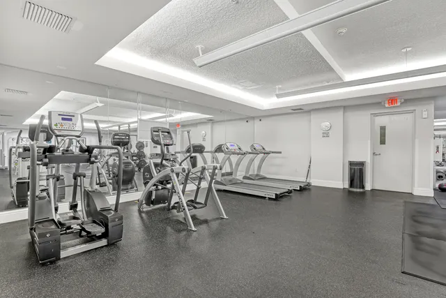 $415,000 | 610 Clematis Street, Unit 618, West Palm Beach, FL 33401