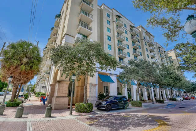 $415,000 | 610 Clematis Street, Unit 618, West Palm Beach, FL 33401