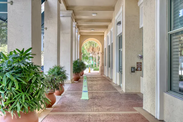 $415,000 | 610 Clematis Street, Unit 618, West Palm Beach, FL 33401