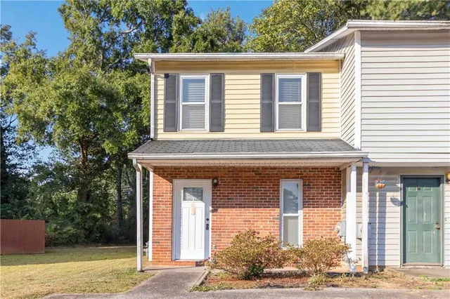 a view of a house with a outdoor space