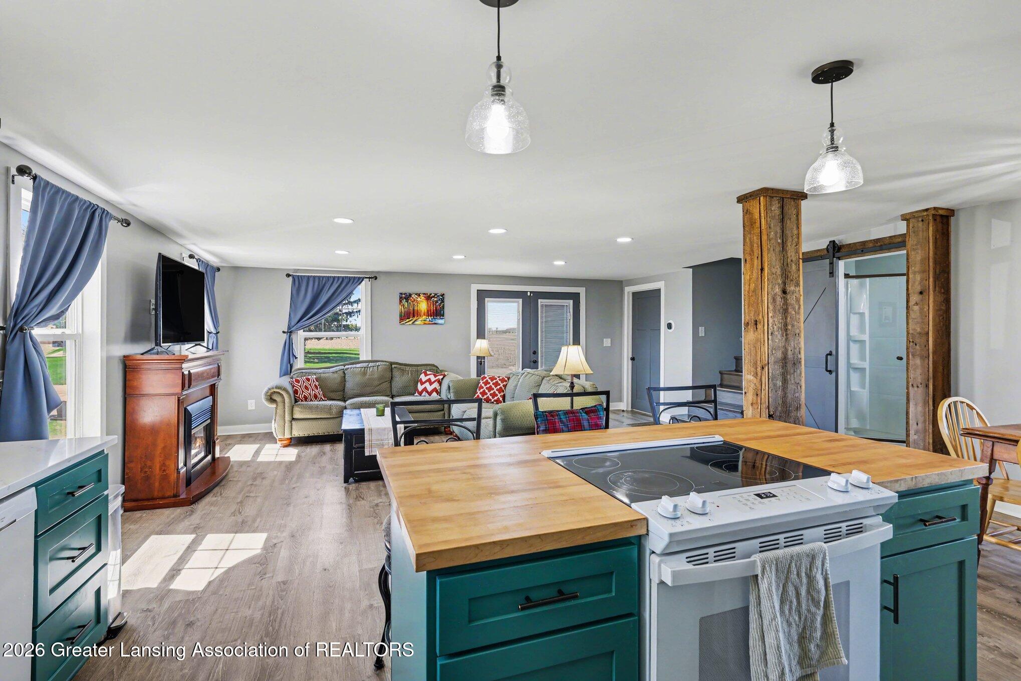 2808 North Lowell Road St. Johns, MI 48879 - Photo 12 of 29 011_file_3807