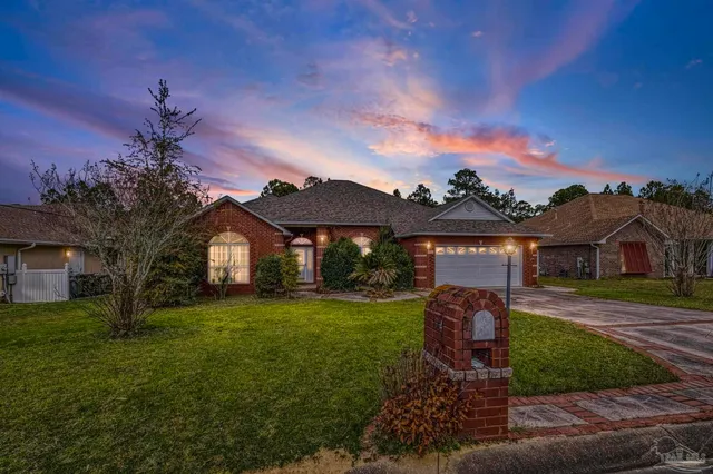 $340,000 | 7934 Castle Pointe Way, Pensacola, FL 32506