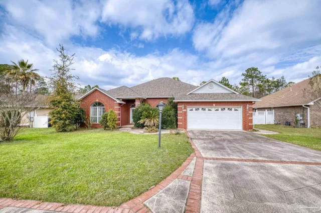$340,000 | 7934 Castle Pointe Way, Pensacola, FL 32506