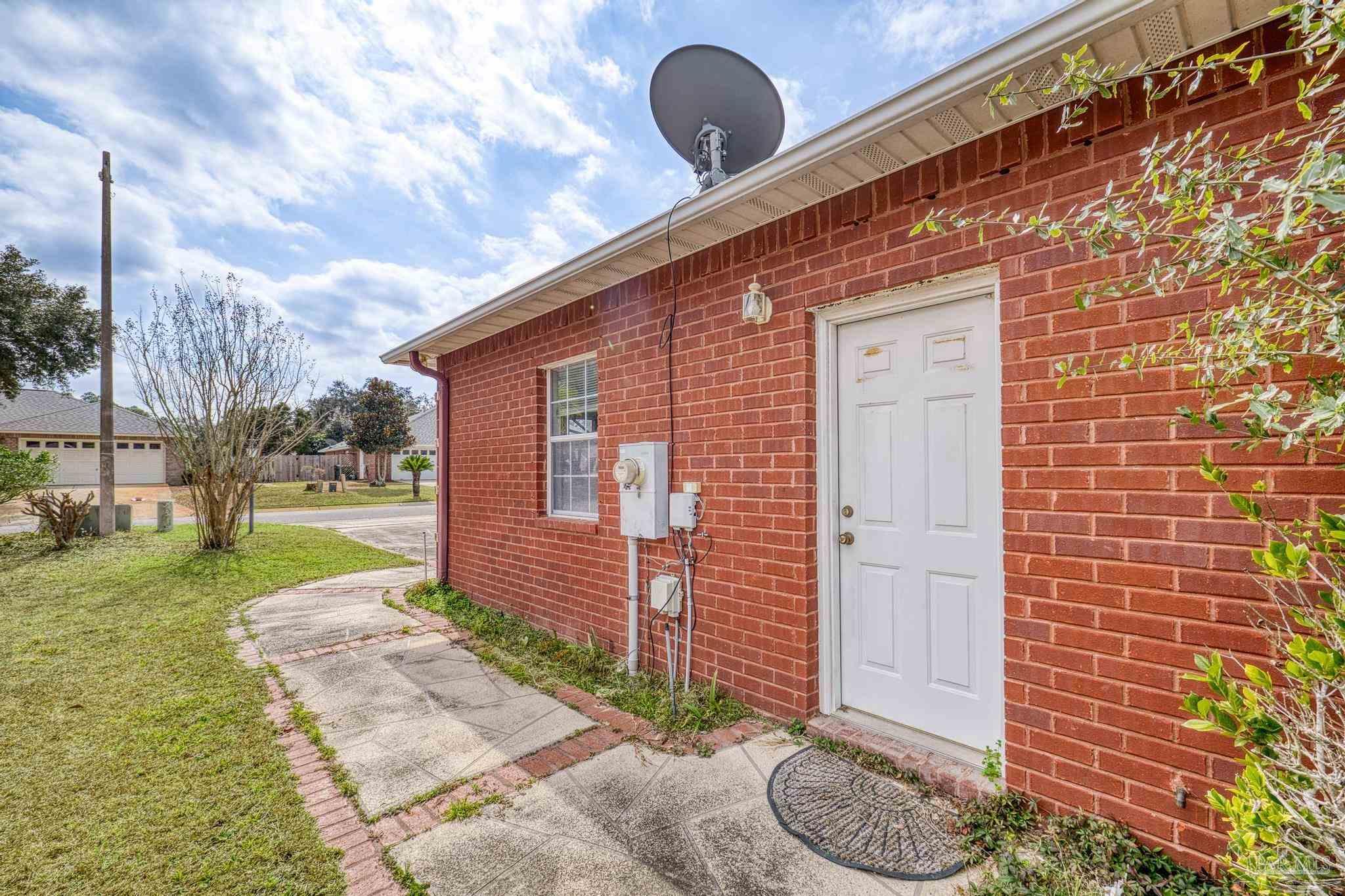 7934 Castle Pointe Way Pensacola, FL 32506 - Photo 37 of 48