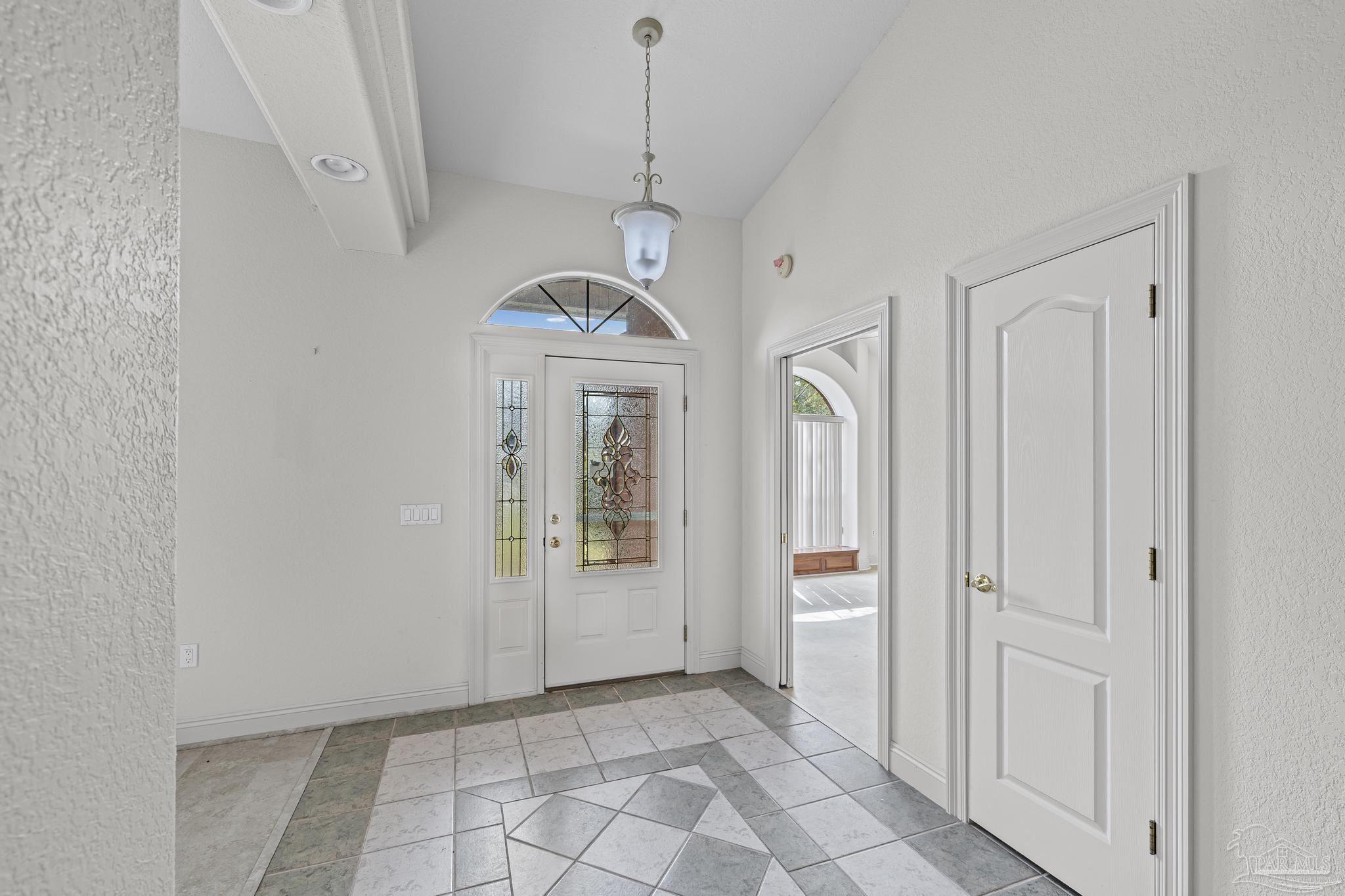 7934 Castle Pointe Way Pensacola, FL 32506 - Photo 5 of 48