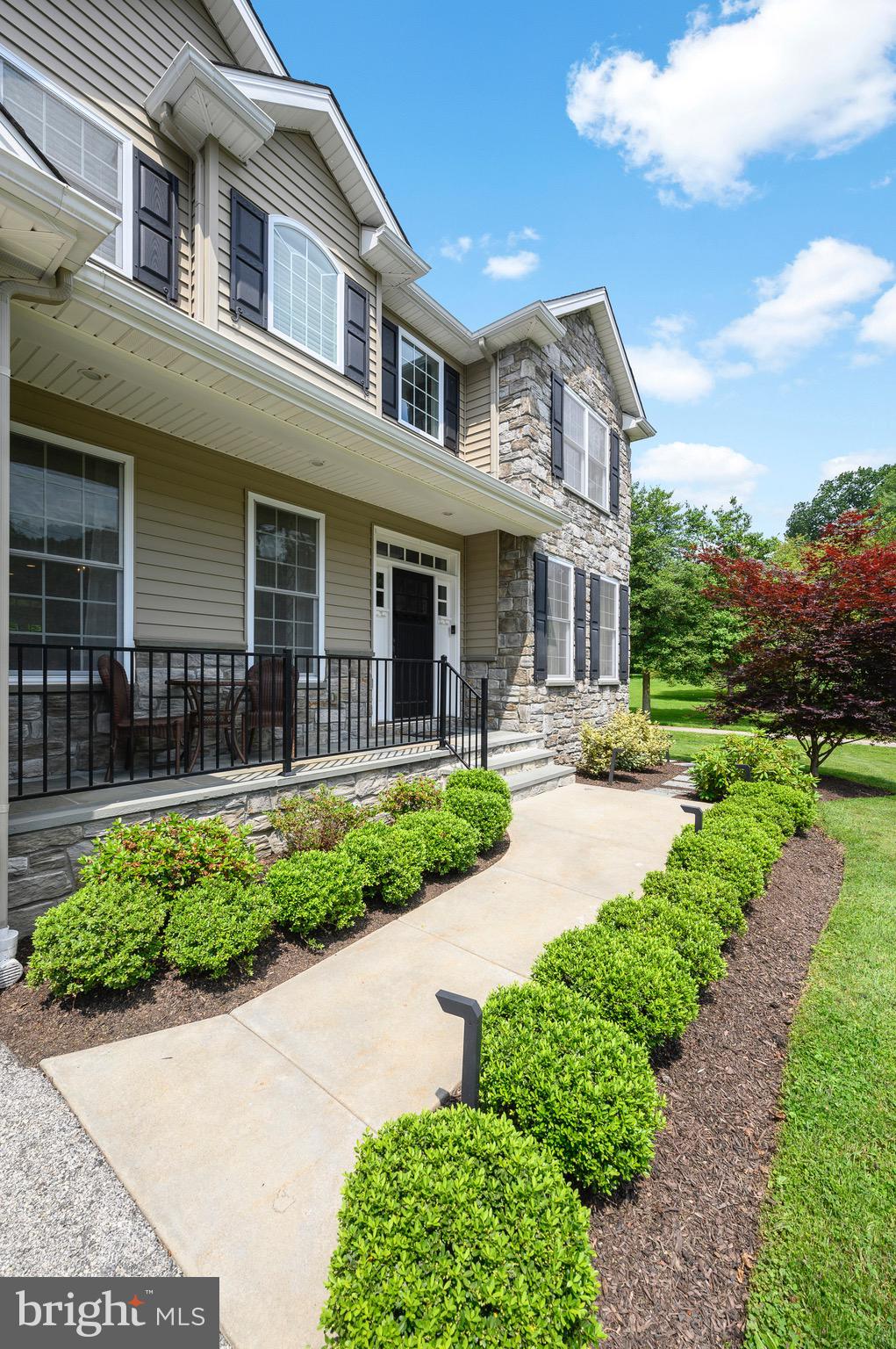 106 North Malin Road Broomall, PA 19008 - Photo 4 of 37 Front walk with landscaped path