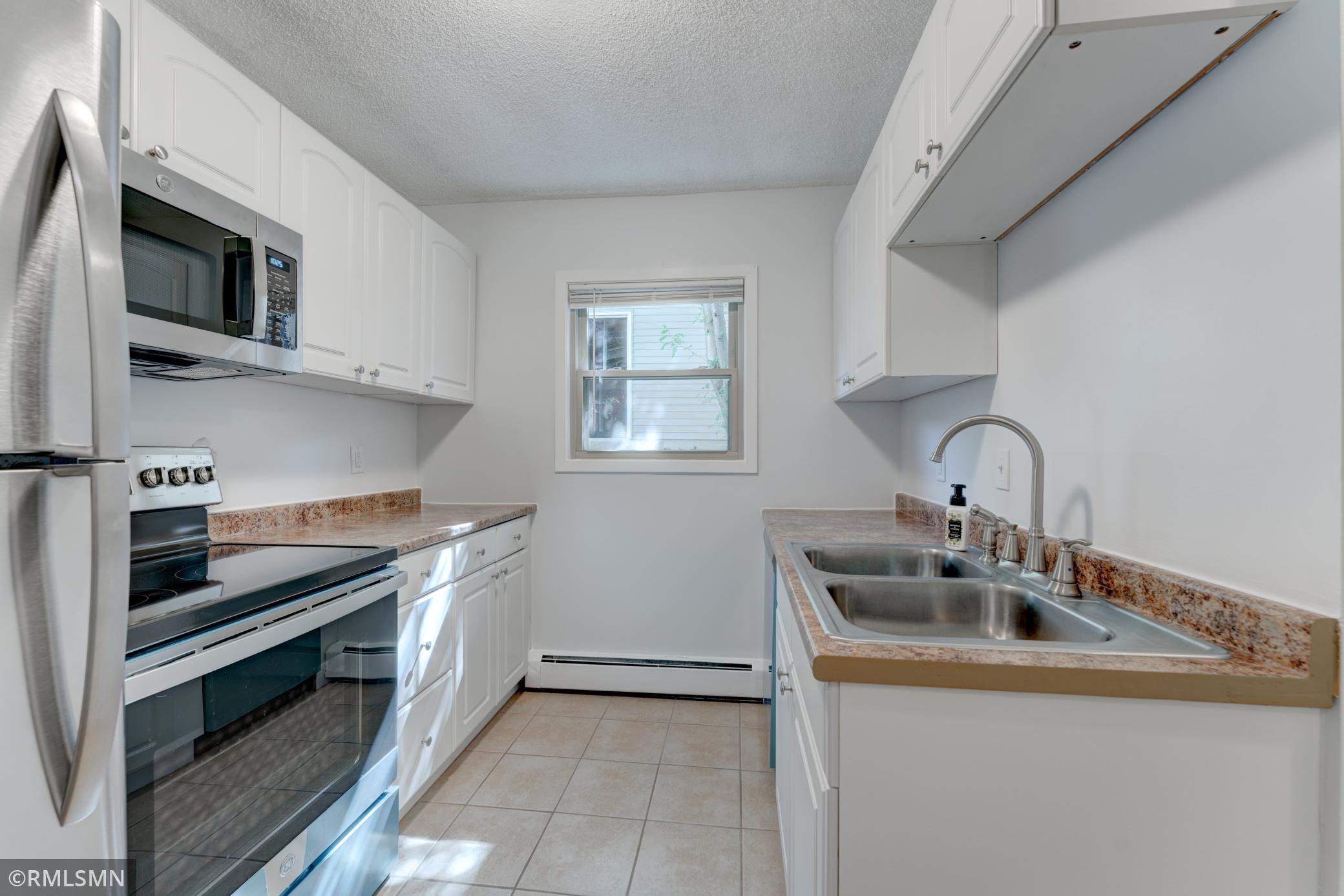 110279 Village Road, Unit 79 Chaska, MN 55318 - Photo 4 of 20 Gallery Image 4