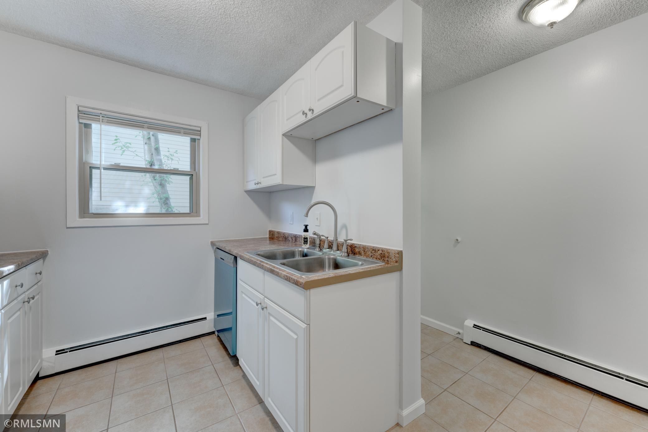 110279 Village Road, Unit 79 Chaska, MN 55318 - Photo 6 of 20 Gallery Image 6