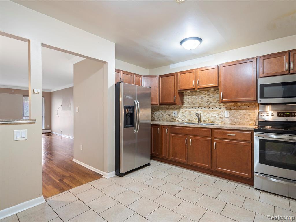 26305 West Seven Mile Road, Unit A105 Redford, MI 48240 - Photo 7 of 12