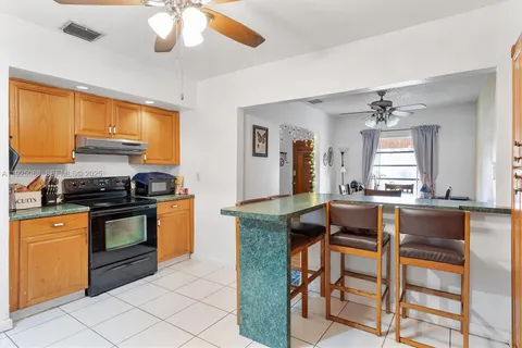 $589,000 | 355 West 54th Street, Hialeah, FL 33012