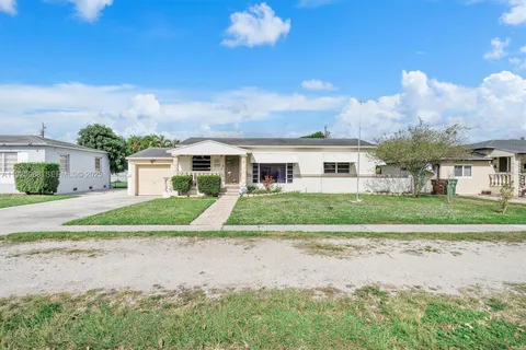 $589,000 | 355 West 54th Street, Hialeah, FL 33012