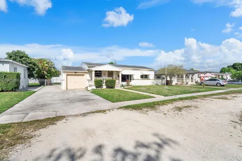 $589,000 | 355 West 54th Street, Hialeah, FL 33012