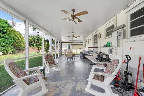 $589,000 | 355 West 54th Street, Hialeah, FL 33012