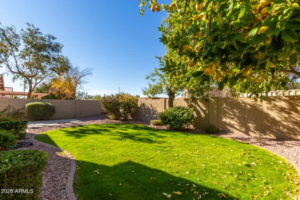 $2,600 | 18624 North 2nd Avenue, Phoenix, AZ 85027