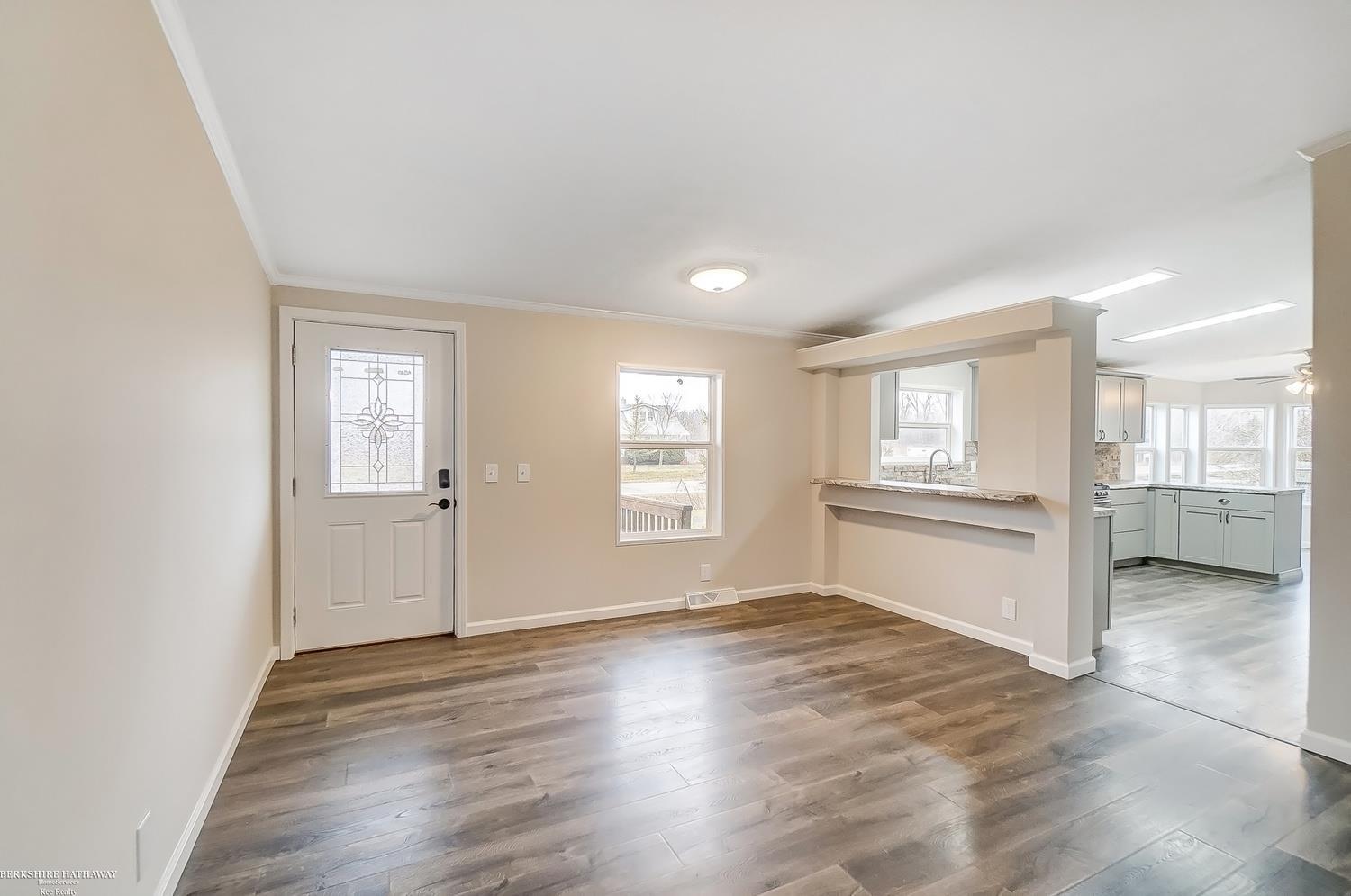 43231 Willow Road New Boston, MI 48164 - Photo 6 of 36 50102744-5.JPG
