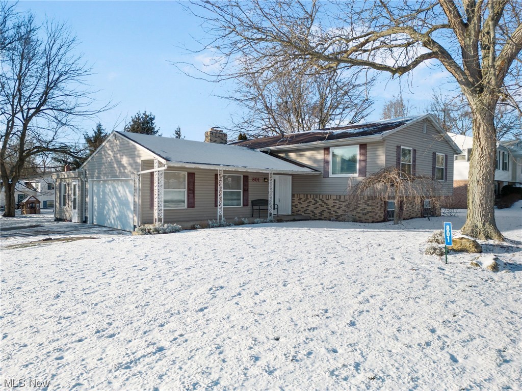 801 Netherwood Avenue Northwest Canton, OH 44708 - Photo 5 of 44 View of front of home and walking distance to Sippo Lake