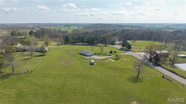 $160,000 | 423 County Road 451, Oak Ridge, MO 63769