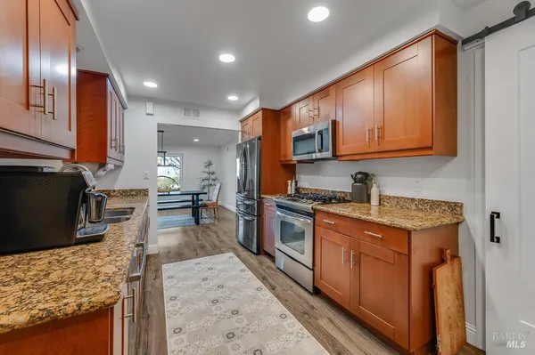 $1,259,000 | 12 Haven Drive, Petaluma, CA 94952