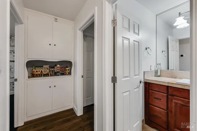 $1,395,000 | 12 Haven Drive, Petaluma, CA 94952