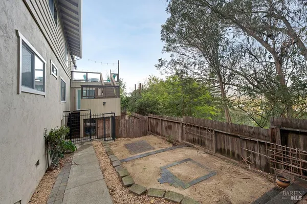 $1,259,000 | 12 Haven Drive, Petaluma, CA 94952