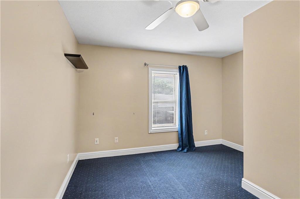 2349 Rochester Road Pittsburgh, PA 15237 - Photo 15 of 26