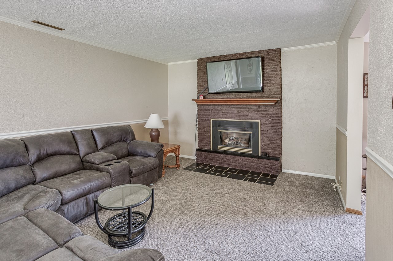 5245 Rothman Road Fort Wayne, IN 46835 - Photo 11 of 36 Gallery Image 11