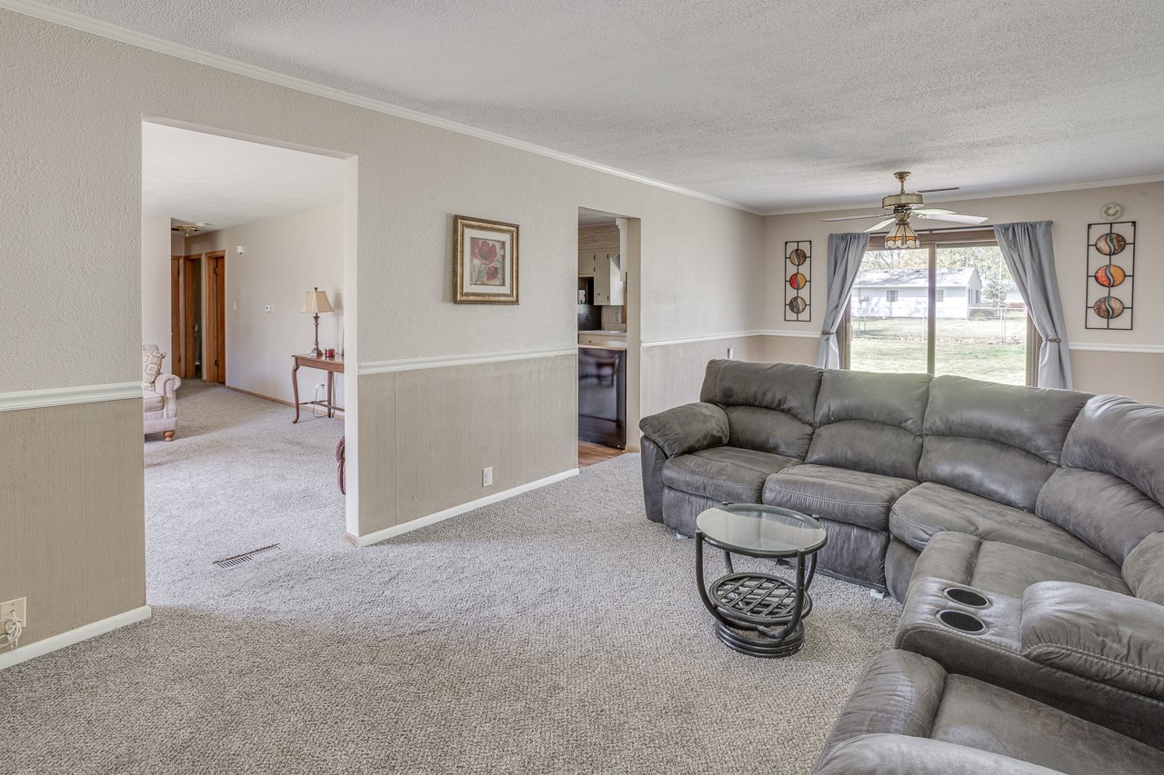 5245 Rothman Road Fort Wayne, IN 46835 - Photo 14 of 36 Gallery Image 14