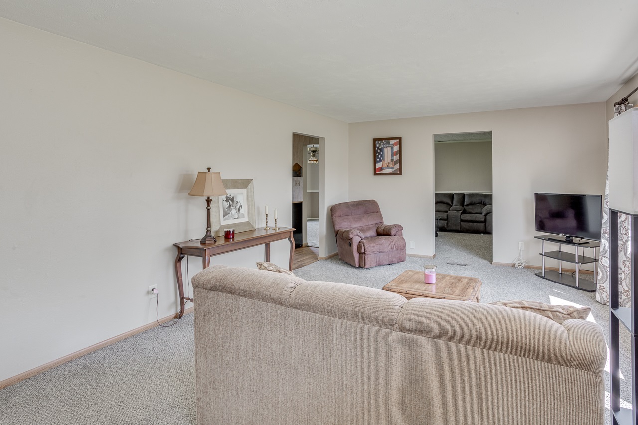 5245 Rothman Road Fort Wayne, IN 46835 - Photo 8 of 36 Gallery Image 8