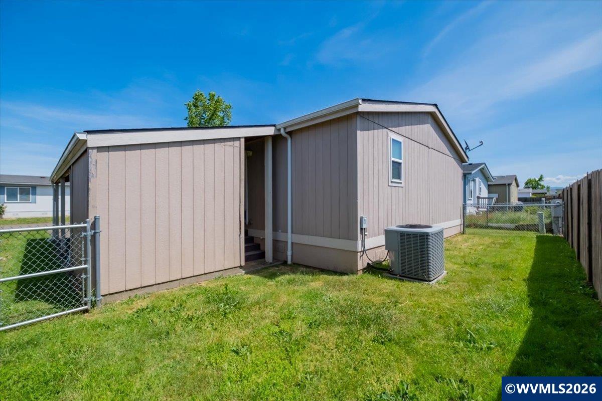 200 Market Street, Unit 247 Lebanon, OR 97355 - Photo 24 of 27