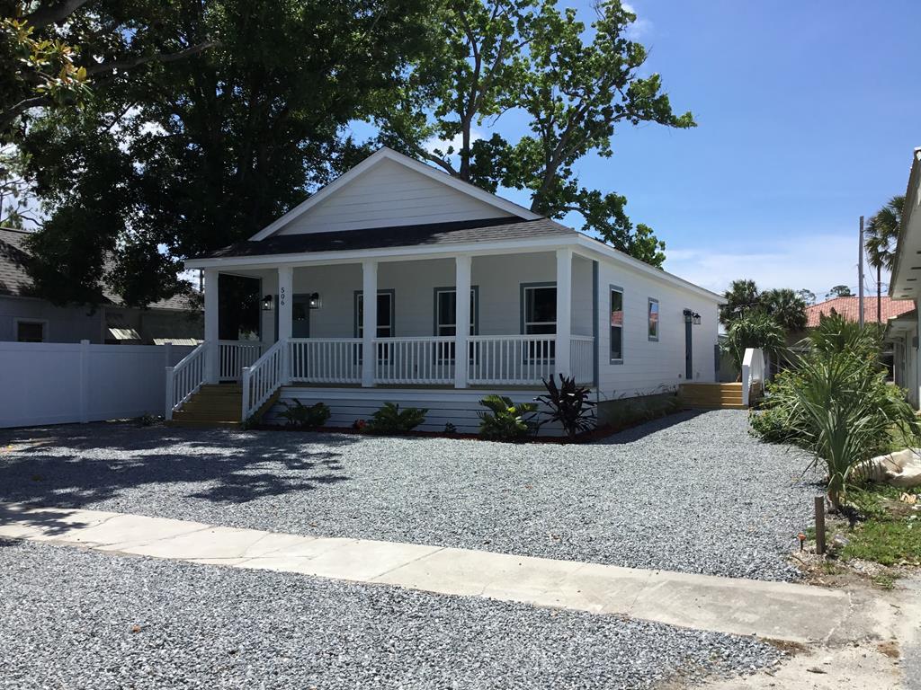 506 Fourth Street Port St. Joe, FL 32456 - Photo 2 of 37