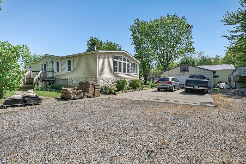 6365 Bethuy Road Fair Haven, MI 48023 - Photo 5 of 38