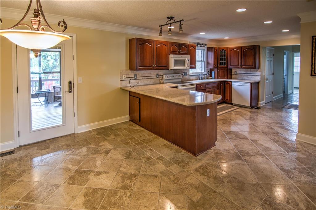 1685 Wallburg-High Point Road High Point, NC 27265 - Photo 21 of 30 Gallery Image 21