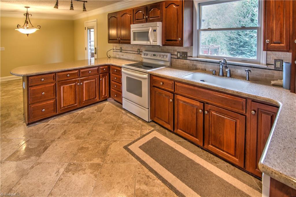 1685 Wallburg-High Point Road High Point, NC 27265 - Photo 22 of 30 Gallery Image 22