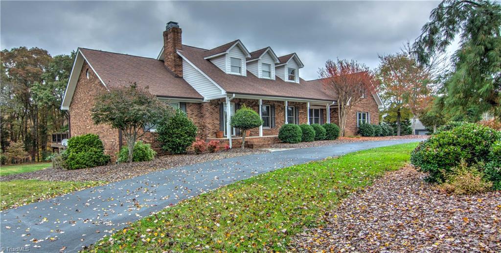 1685 Wallburg-High Point Road High Point, NC 27265 - Photo 10 of 30 Gallery Image 10