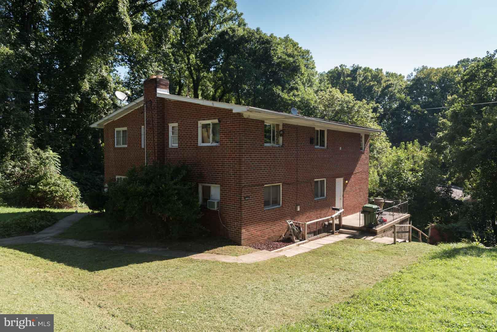 6419 Ridgeview Avenue Baltimore, MD 21206 - Photo 1 of 16 Exterior (Front)