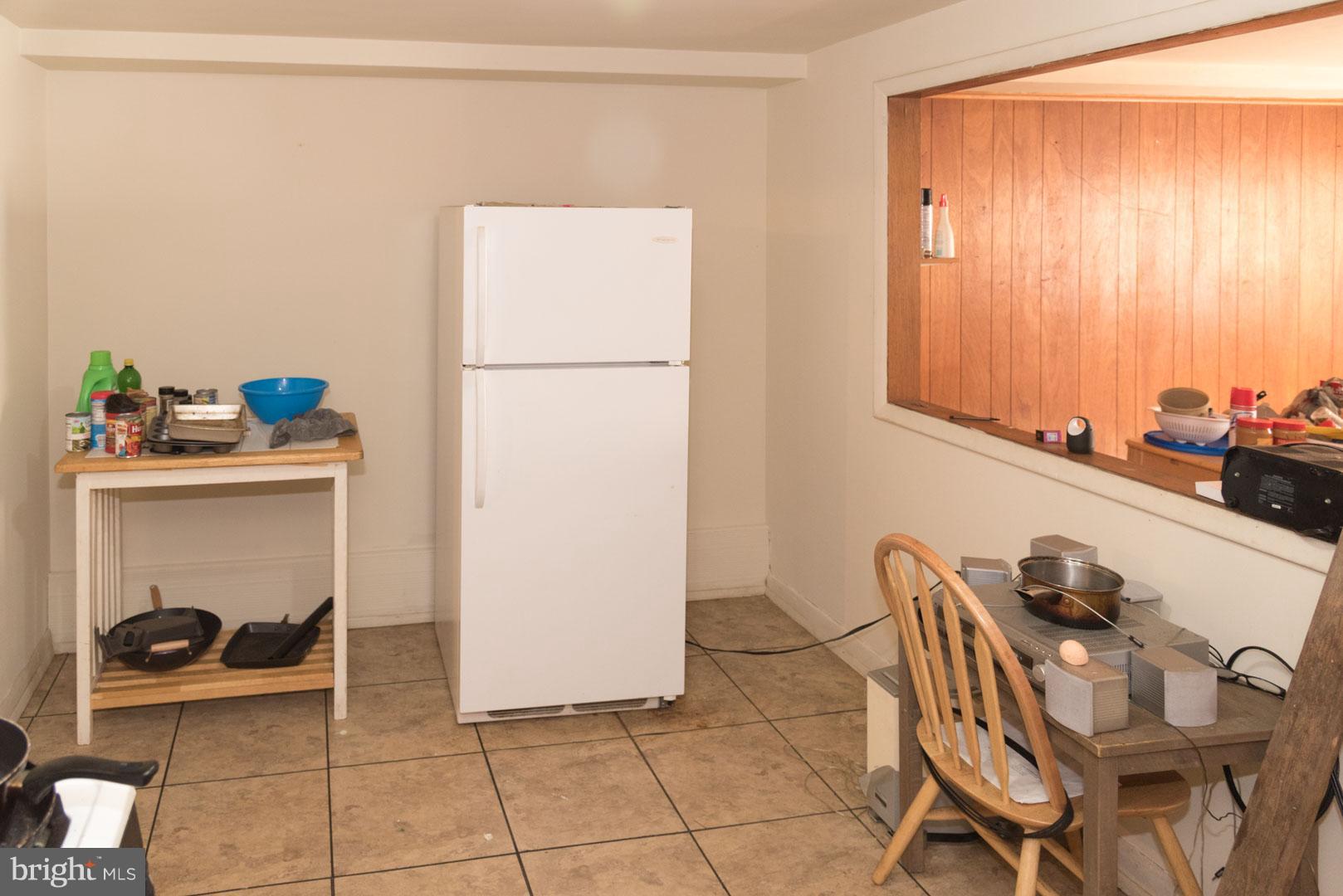 6419 Ridgeview Avenue Baltimore, MD 21206 - Photo 6 of 16 Interior (General)