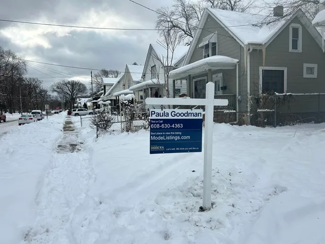 $255,000 | 6616 20th Avenue, Kenosha, WI 53143