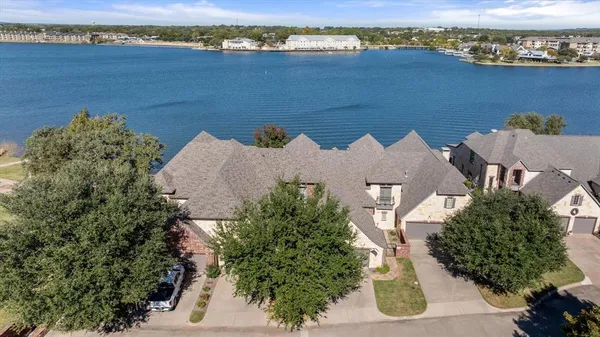 $770,000 | 603 North Avalon Court, Granbury, TX 76048