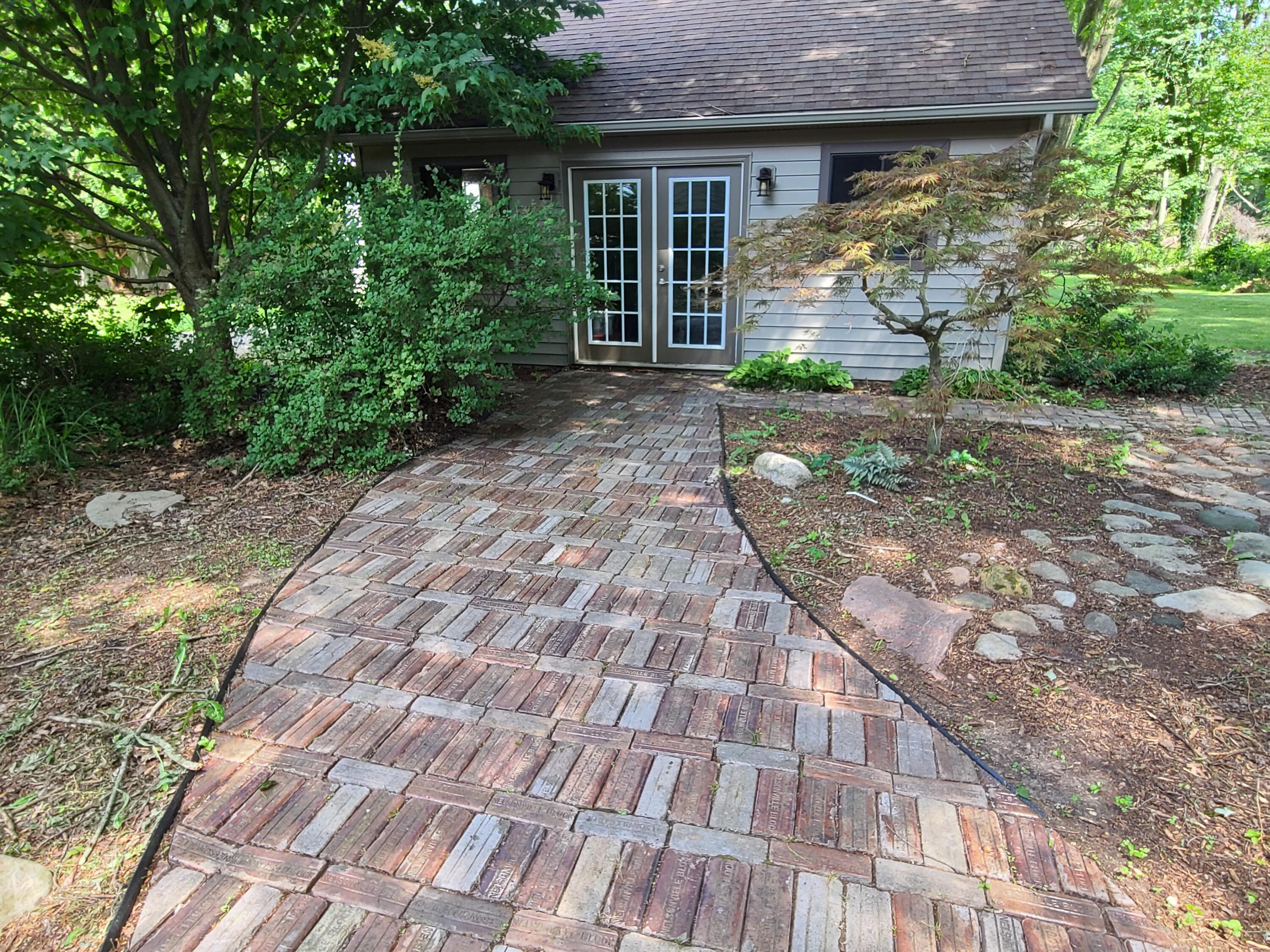 12700 Minges Road South Battle Creek, MI 49015 - Photo 6 of 37 minges out bld rear
