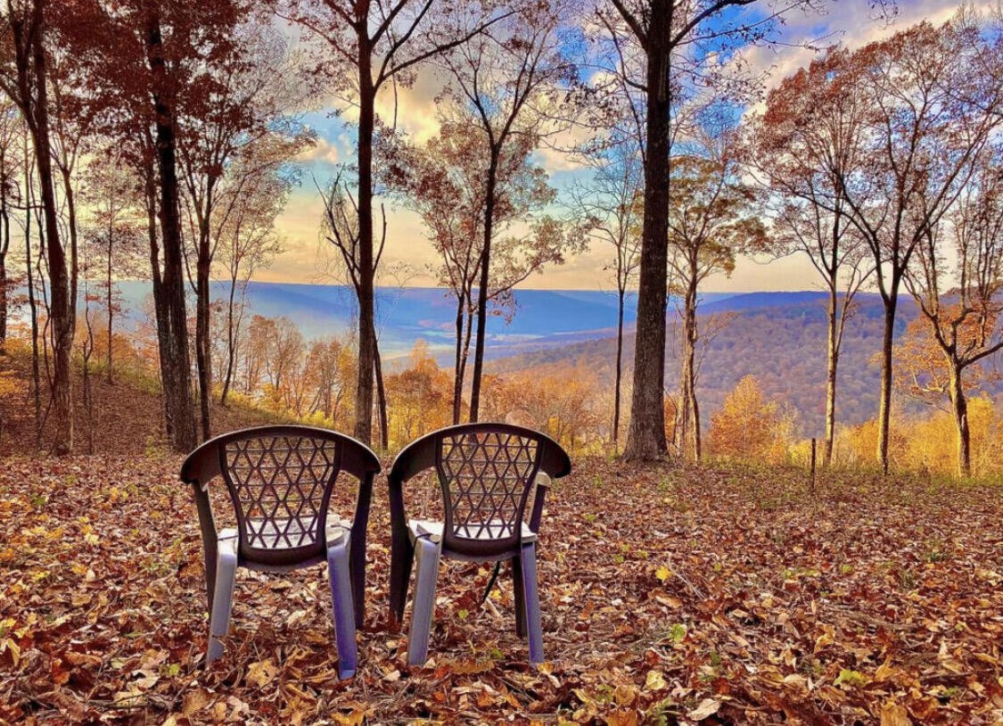 390 Volunteer Street Jasper, TN 37347 - Photo 19 of 37 a view of chairs and a table in the patio
