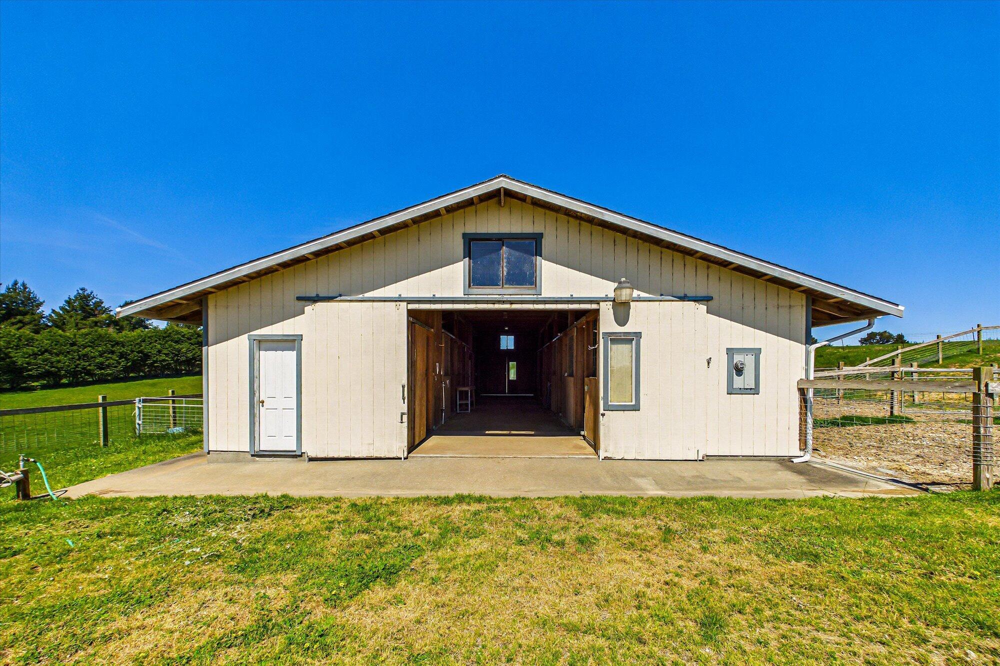 255 Hillcrest Road Loleta, CA 95551 - Photo 9 of 105 062-255 Hillcrest Road-152