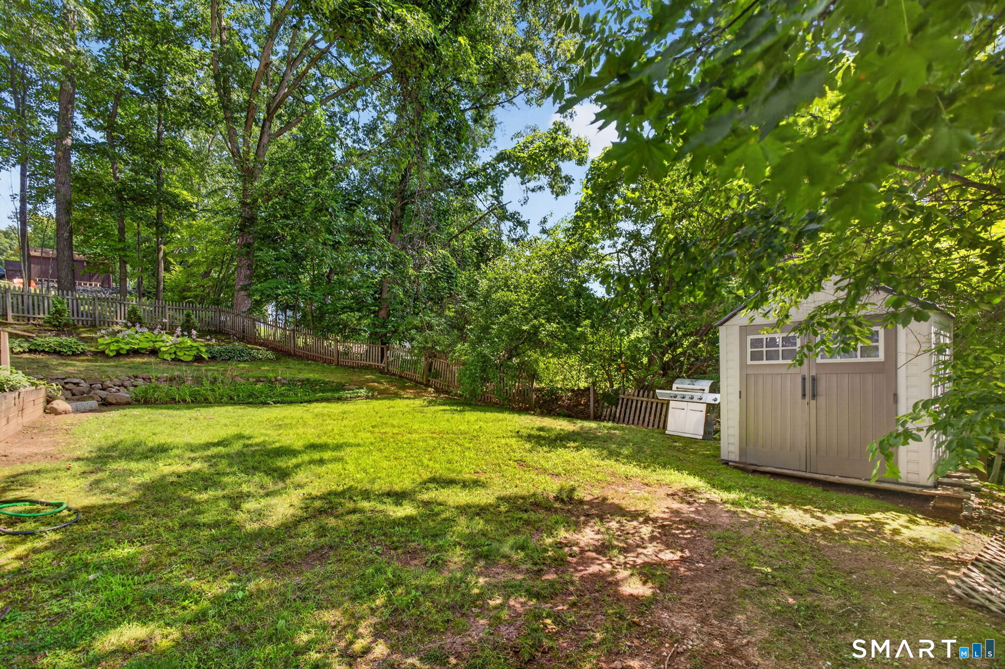 224 Anns Farm Road Hamden, CT 06518 - Photo 38 of 40 Gallery Image 38