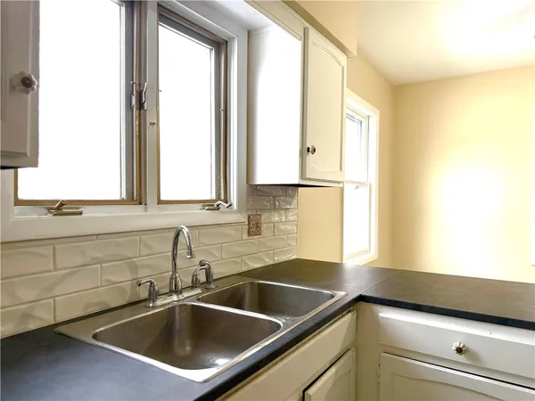 $2,150 | 127 West Main Street, Victor, NY 14564