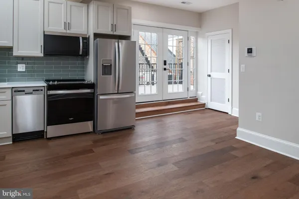 $1,950 | 1 East Montgomery Street, Unit 7, Baltimore, MD 21230