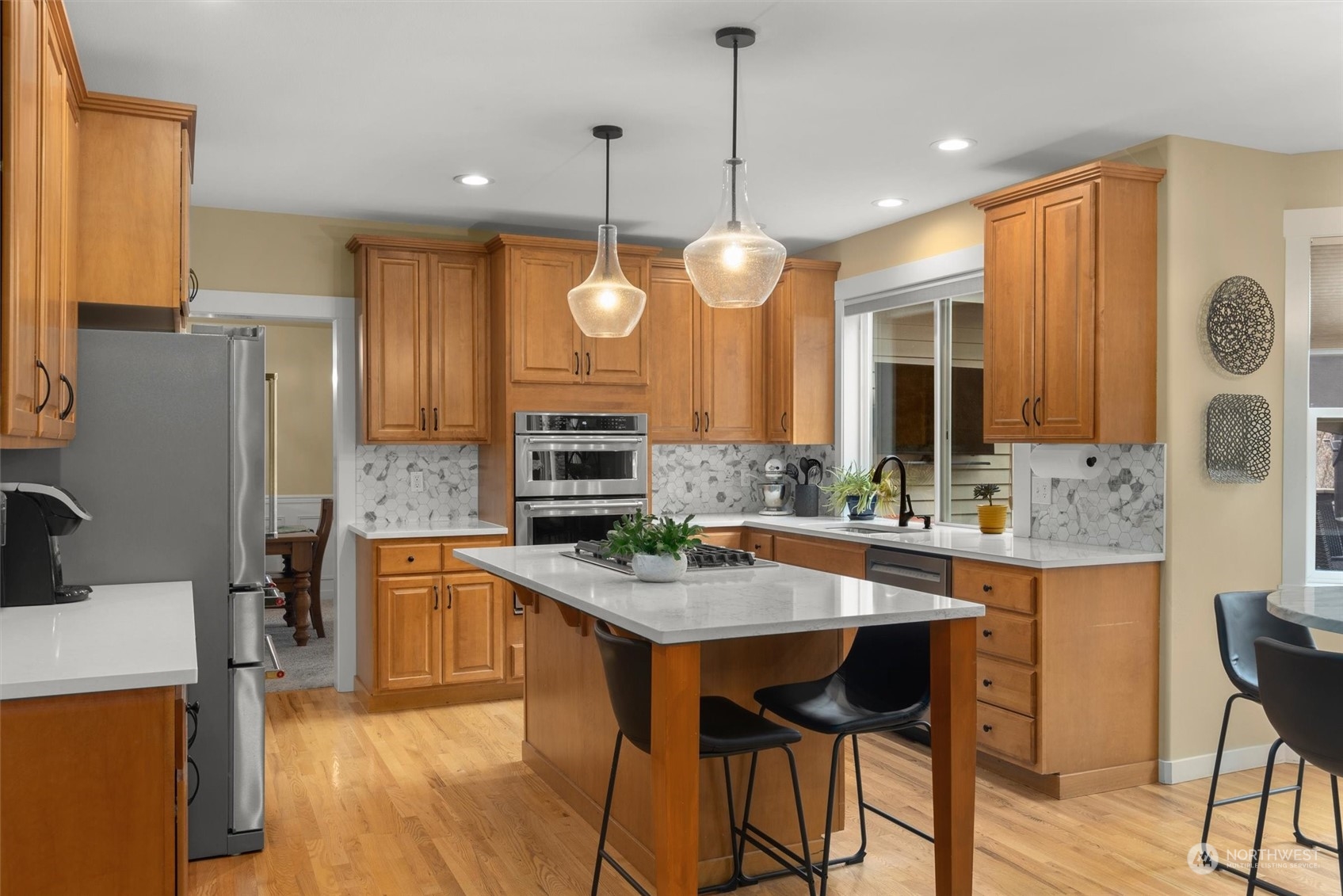 22031 Brier Road Brier, WA 98036 - Photo 13 of 40 Gallery Image 13