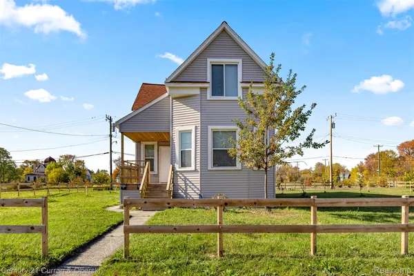 $1,250 | 1973 East Grand Boulevard, Unit B, Detroit, MI 48211